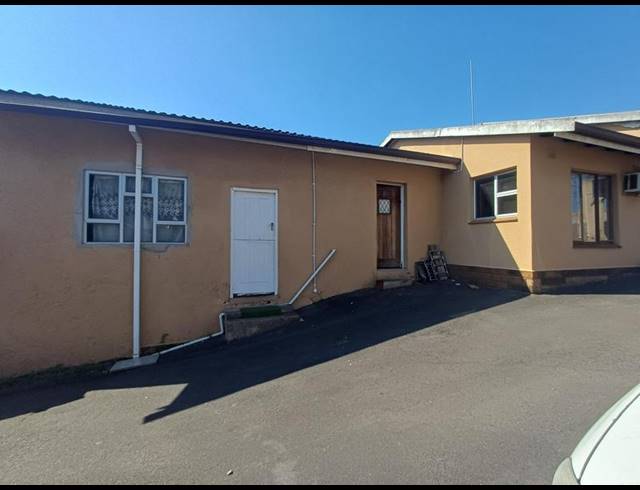 10 BEDROOM HOUSE FOR SALE IN KENVILLE